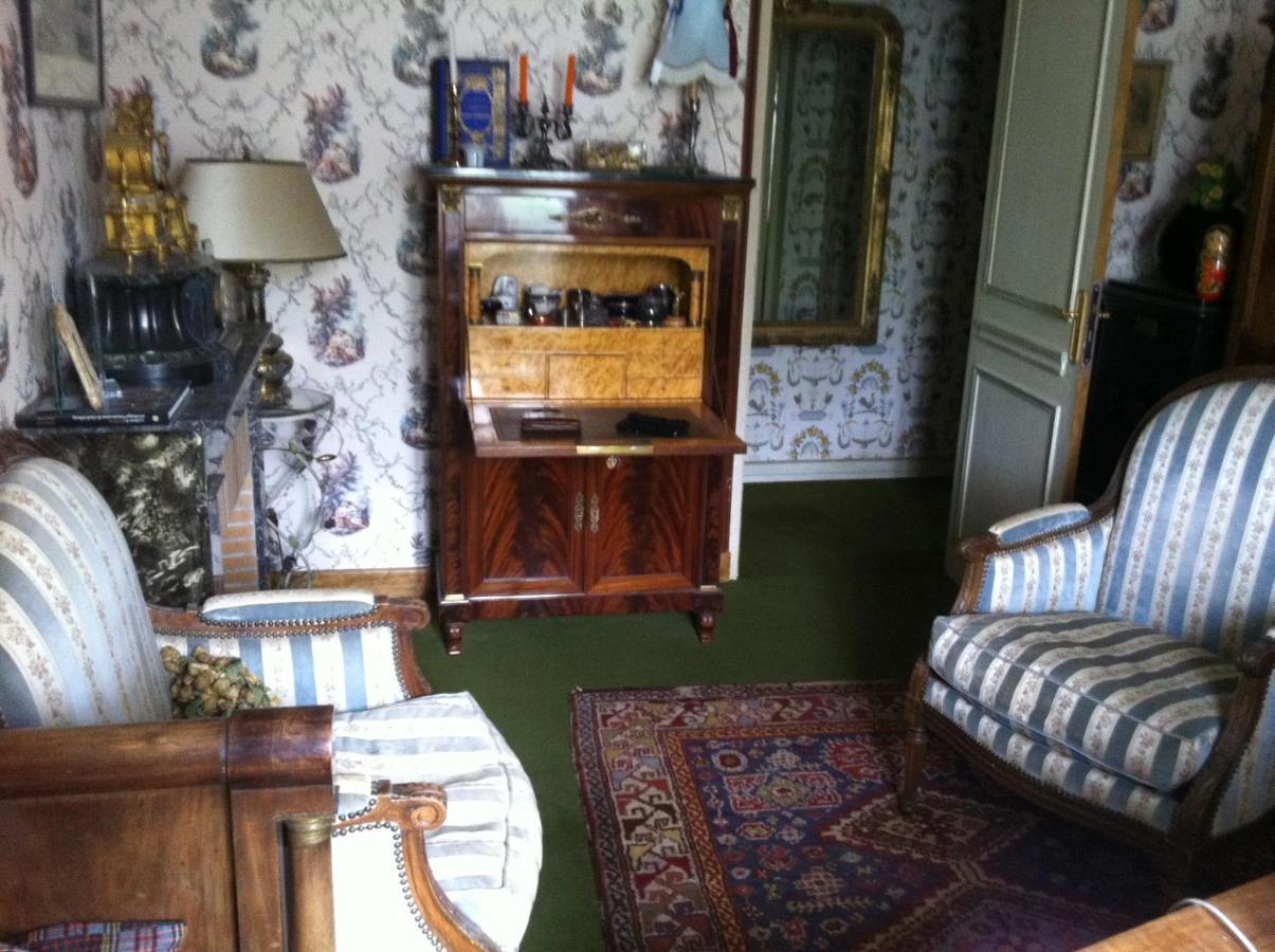 Vic-sur-Cère Le Kino Panorama Bed & Breakfast エクステリア 写真
