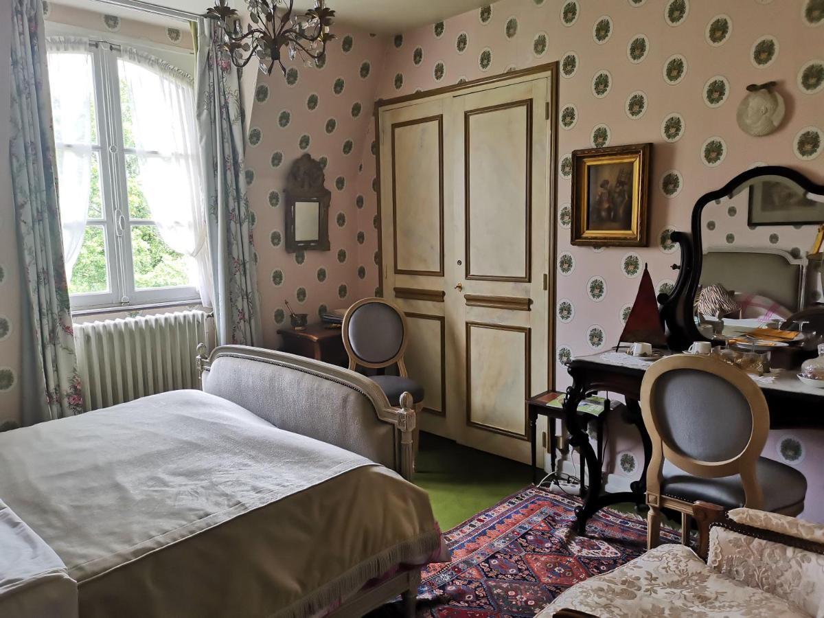 Vic-sur-Cère Le Kino Panorama Bed & Breakfast エクステリア 写真